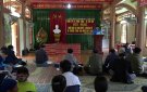 Đồng chí Trưởng Ban Tổ chức Huyện ủy dự sinh hoạt Chi bộ bản Cạn, xã Trung Xuân